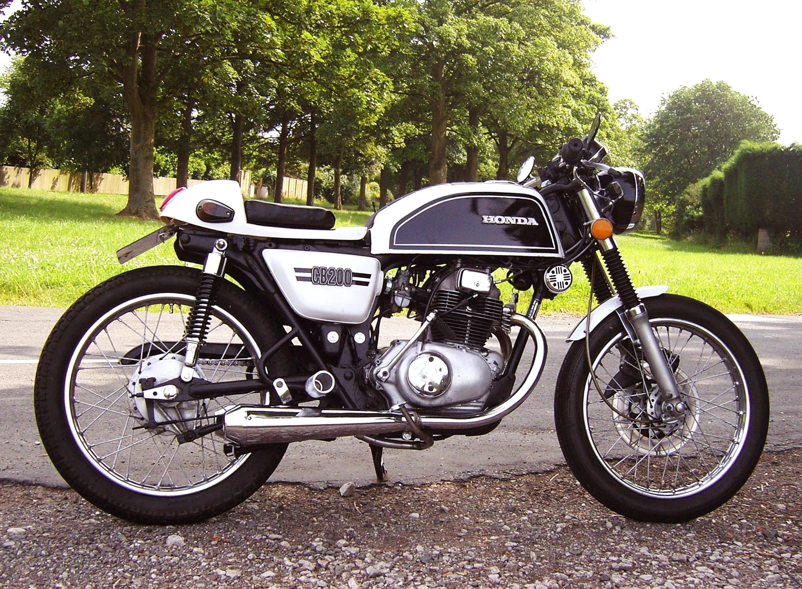 Cb 200 honda new arrivals