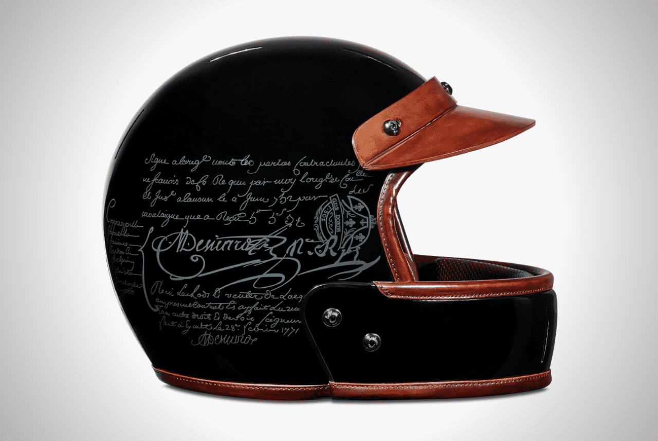 A side profile of a VELDT Motorcycle Helmet