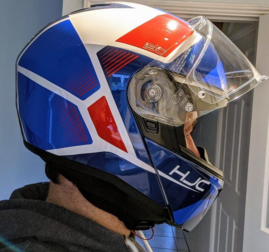 HJC i90 Modular Helmet being worn