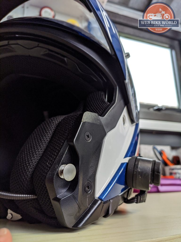 HJC i90 Modular Helmet Front Right Side View