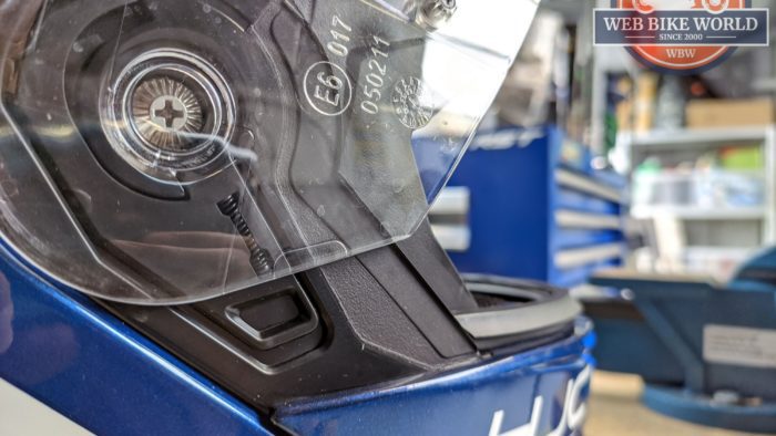 HJC i90 Modular Helmet Visor Release Mechanism