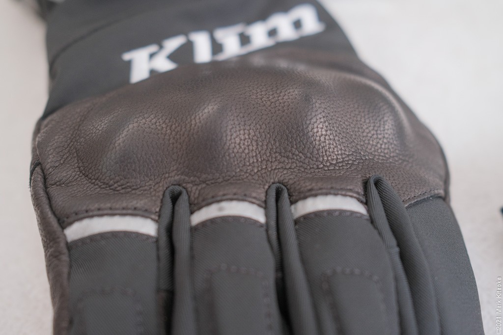 Top knuckle protection on the Klim Hardanger gloves