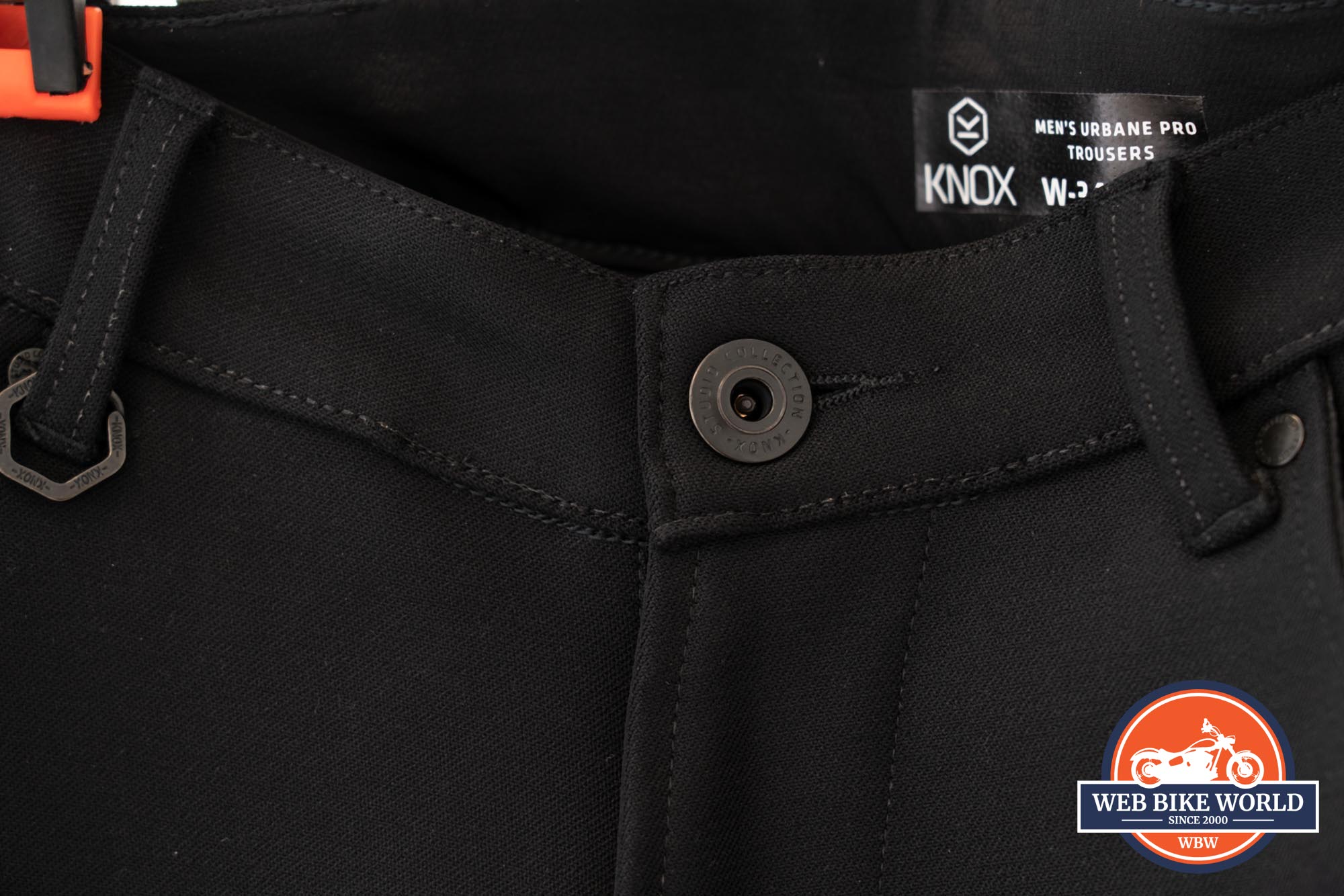 A close-up of the front of the Knox Urbane Pro Trousers at the branding spots