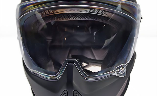 The Ruroc Atlas 3.0 helmet front view. The Ruroc Atlas 3.0 helmet front view.