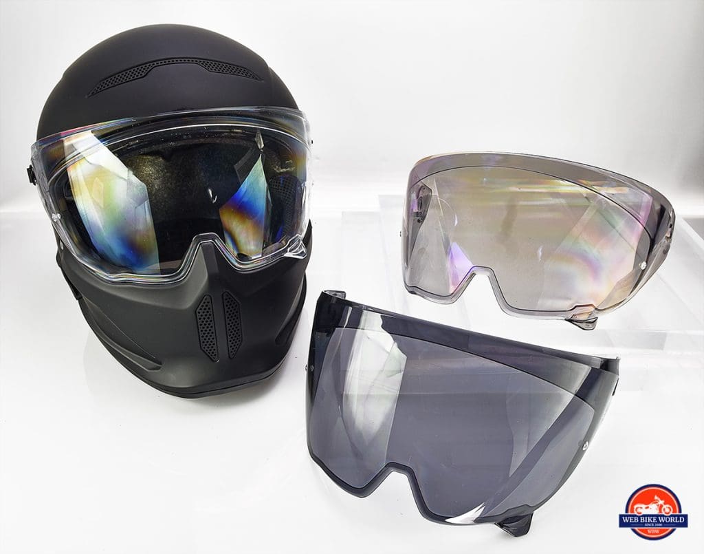 There are many different visor options available for the Ruroc Atlas 3.0 helmet.