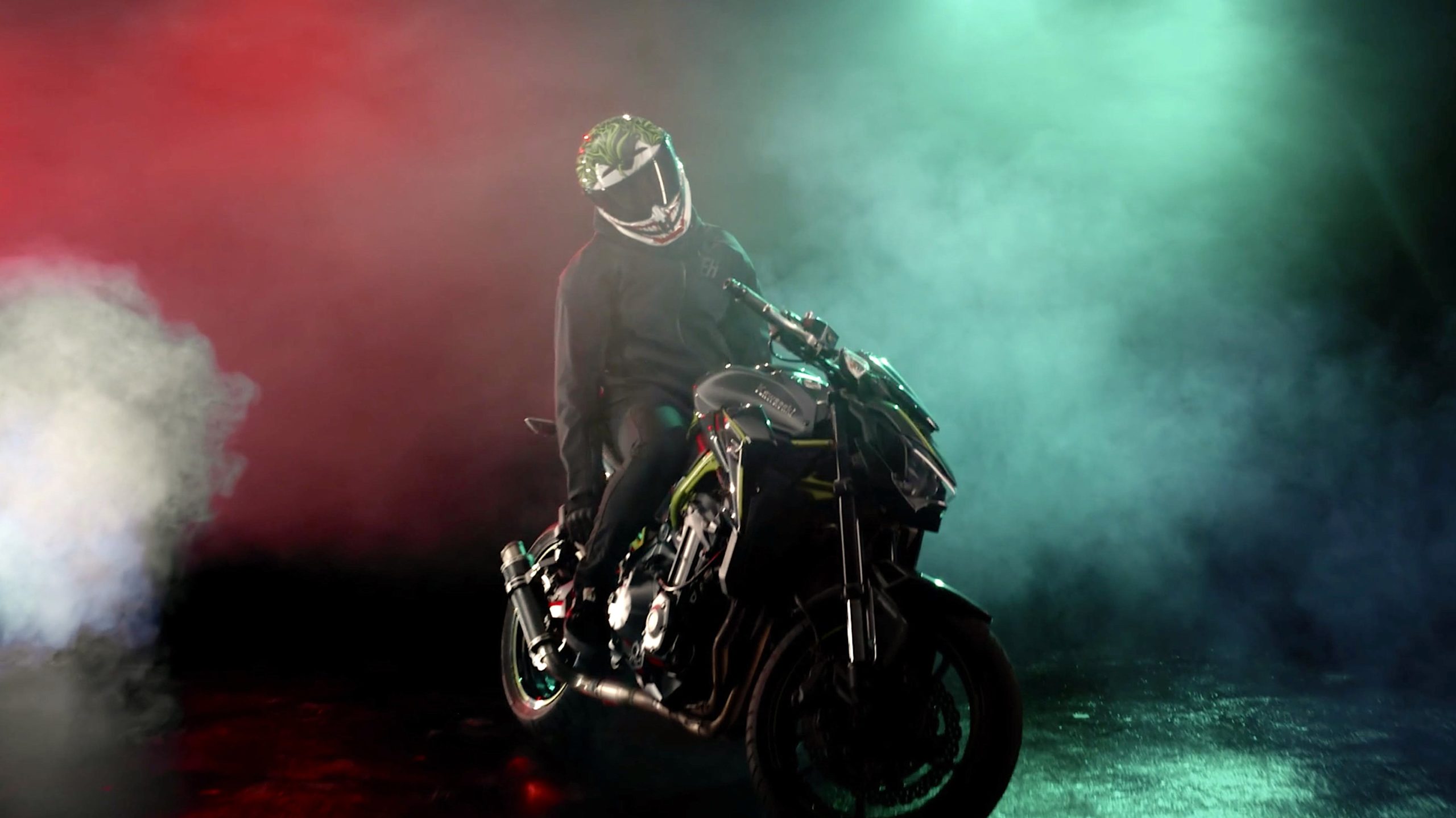 Ruroc Releases New DC-Themed Batman and Joker Helmets - webBikeWorld