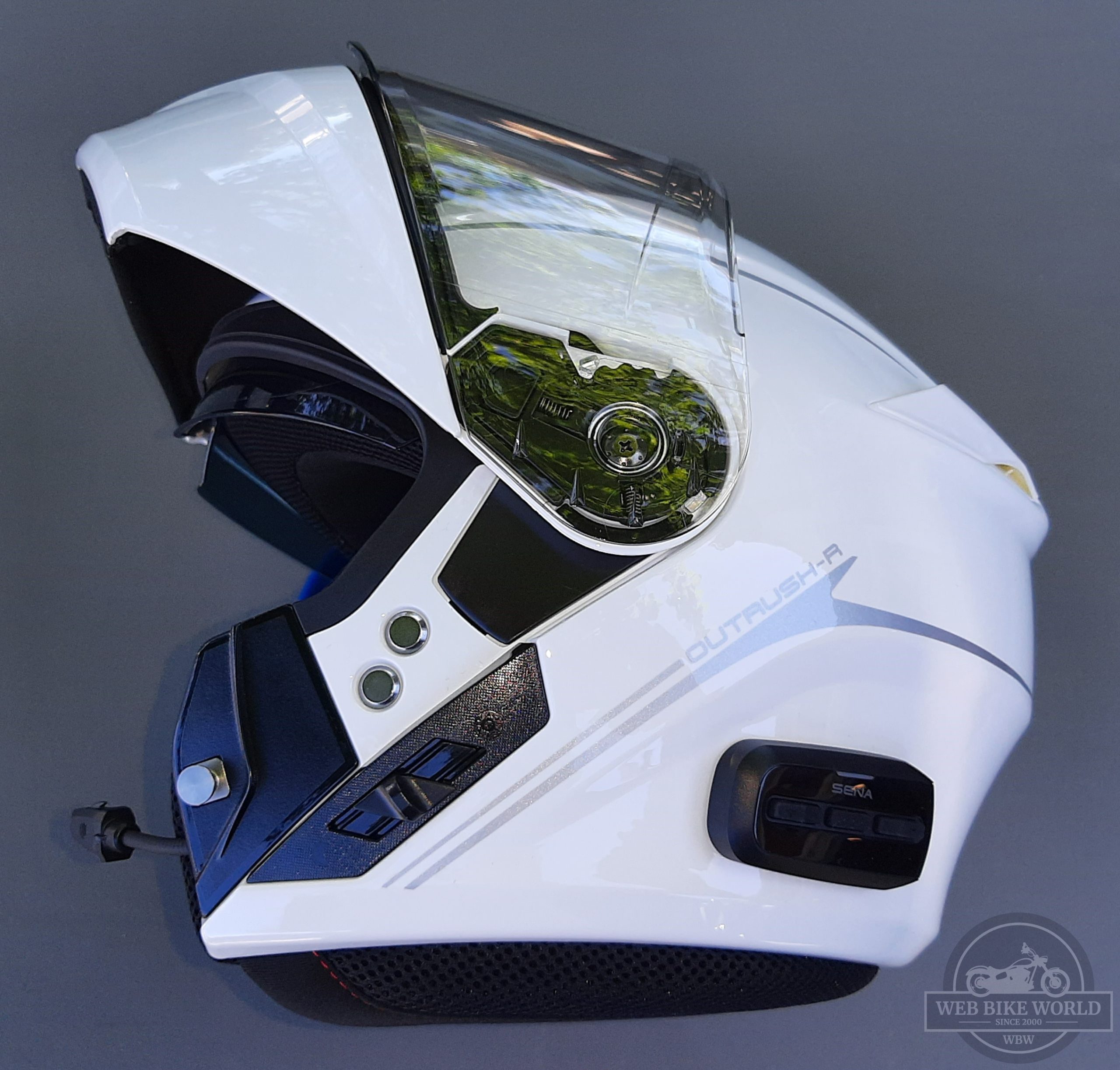 [REVIEW] Sena Outrush R Modular Helmet Motorcycle News