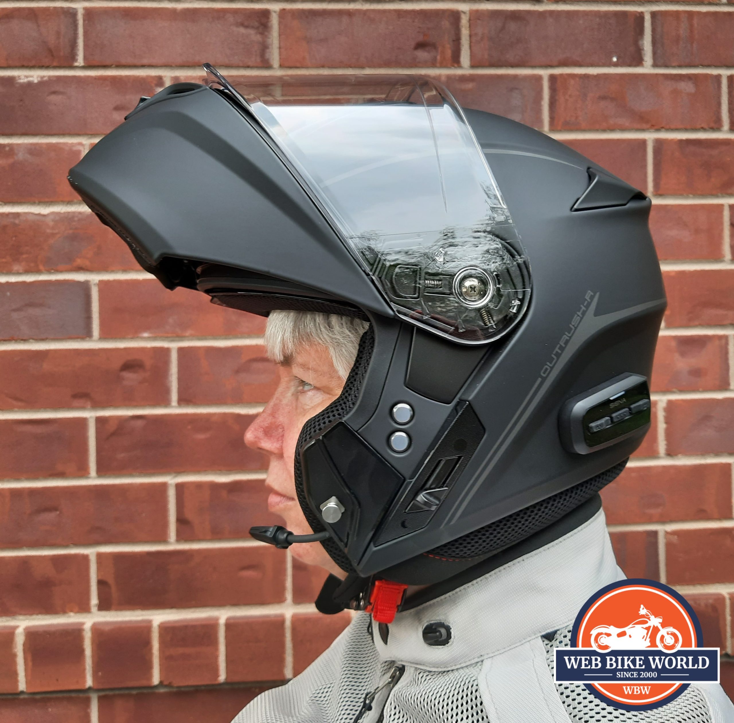 [REVIEW] Sena Outrush R Modular Helmet Honda NC700 Forum