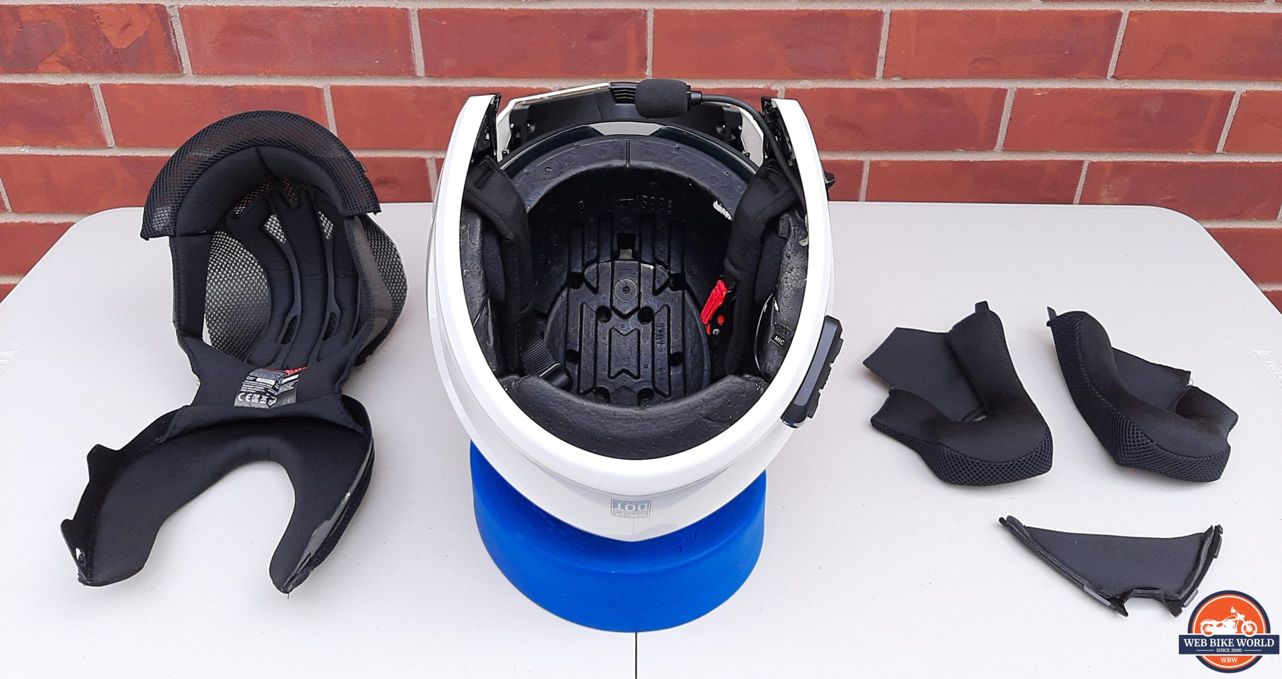 padding in the Outrush R Modular Helmet