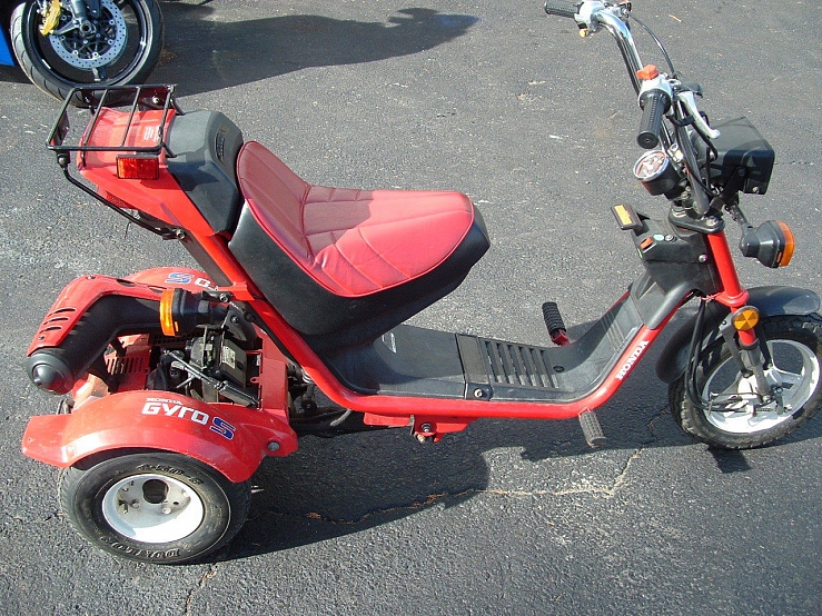 Gyro moped online