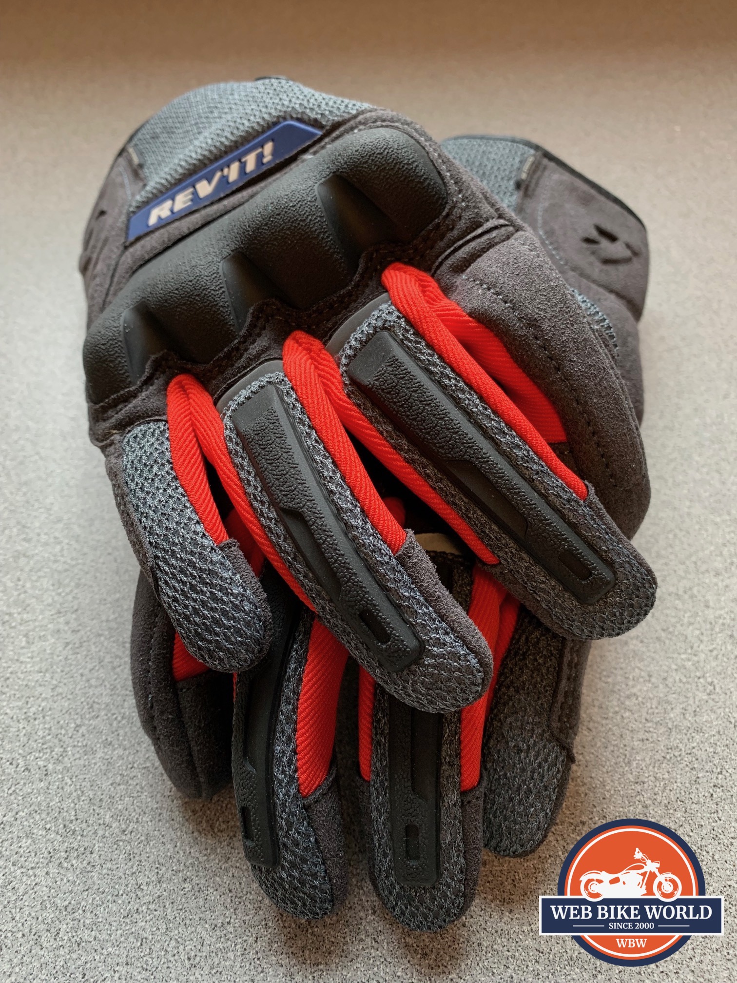 A view of the REV’IT! Volcano gloves, folded over each other for aesthetic pleasure