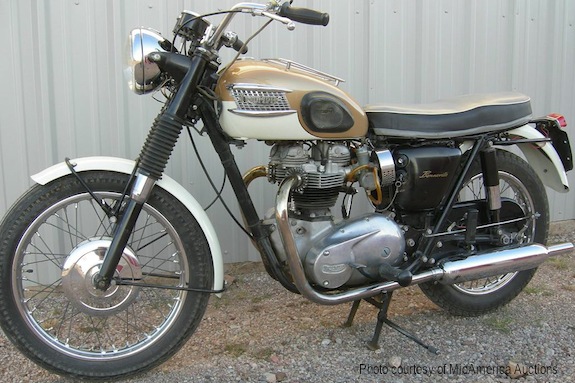 1964 Triumph Bonneville webBikeWorld