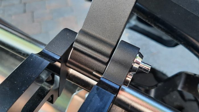 GL Pannier Mounts quick connect mechanism with integrated pin lock