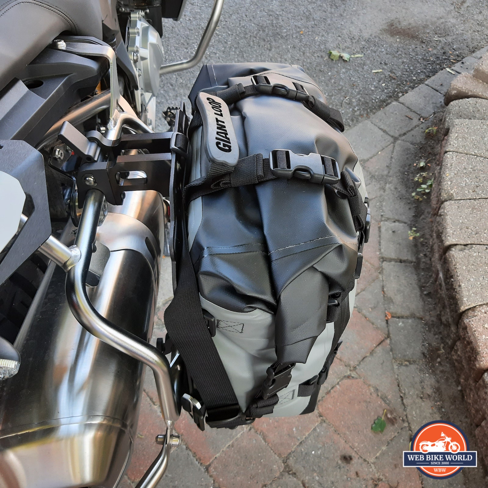 Giant Loop Bmw Gs Soft Luggage GIANT LOOP Pannier Mounts For