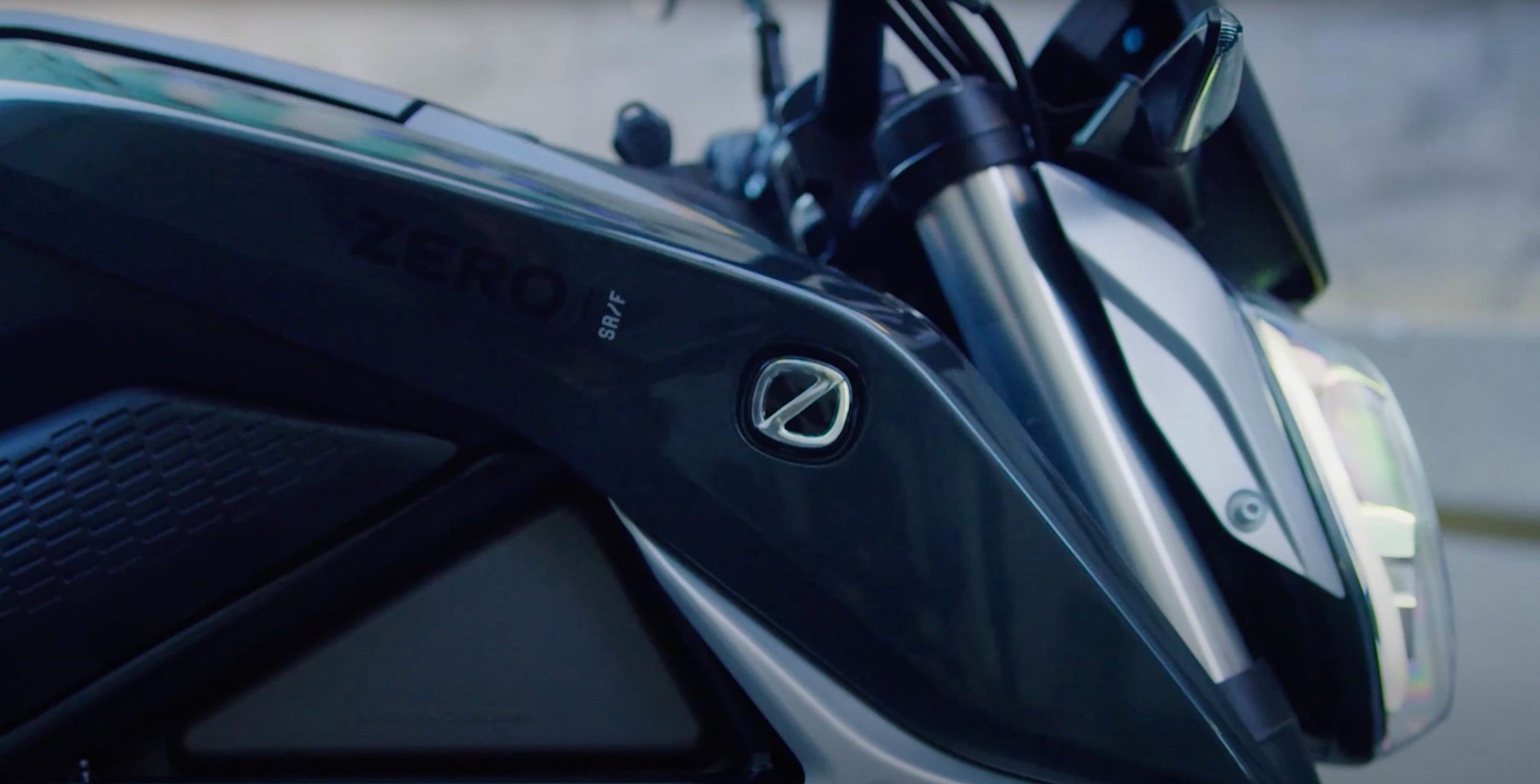 A side view of the Zero SR/F with the installation of the Quickstike Package available from Zero Motorcycles