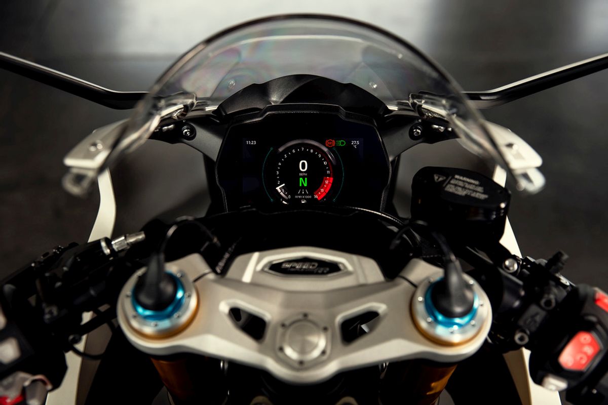 A view of the dash from the 2022 Triumph Speed Triple 1200 RR