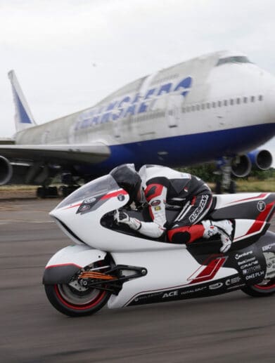 White-Motorcycle-Concepts-WCM250EV-7.