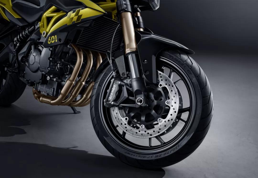 A view of the front wheel and Brembo brakes on the unnamed new motorcycle From Lynk & Co, based off of the Benelli TNT 600