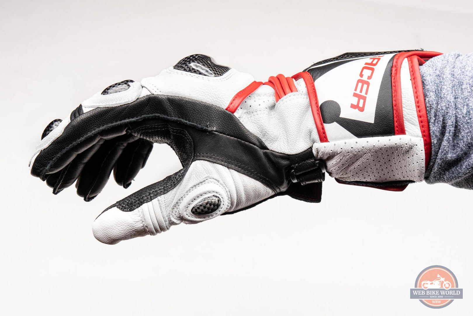 Left side view of the Hi Per glove
