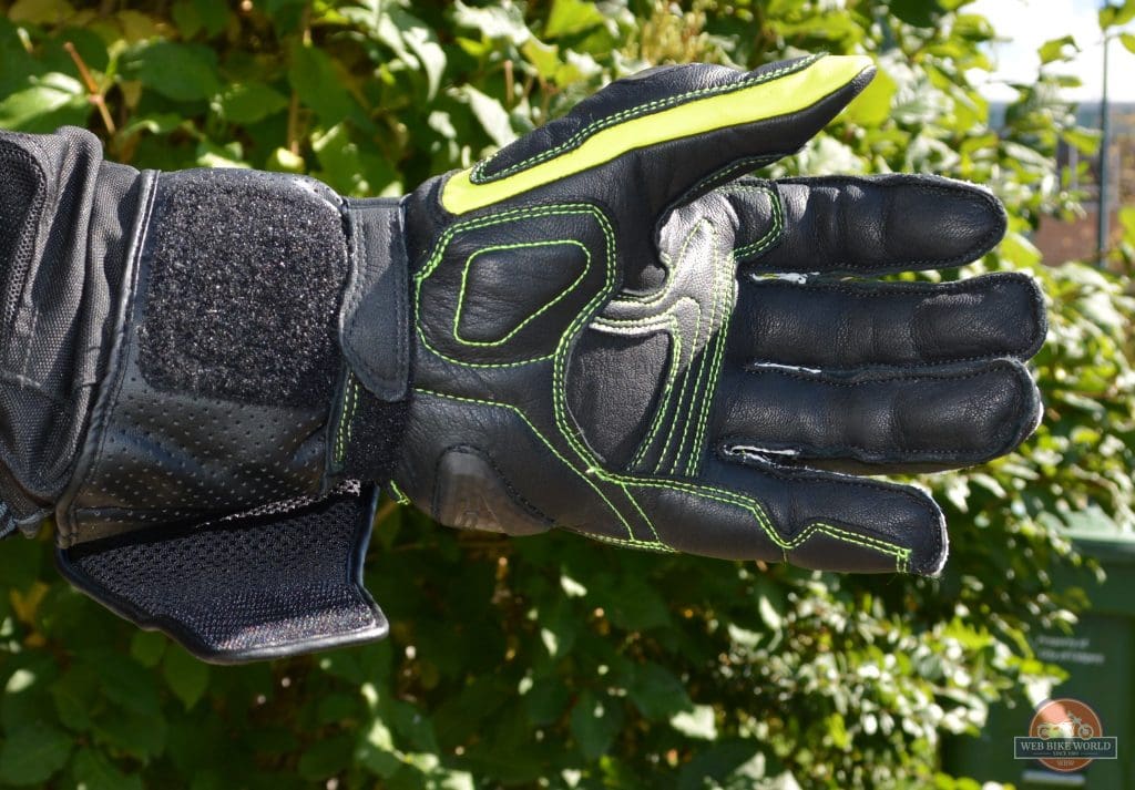 Palm view of the Quantum 2 gloves