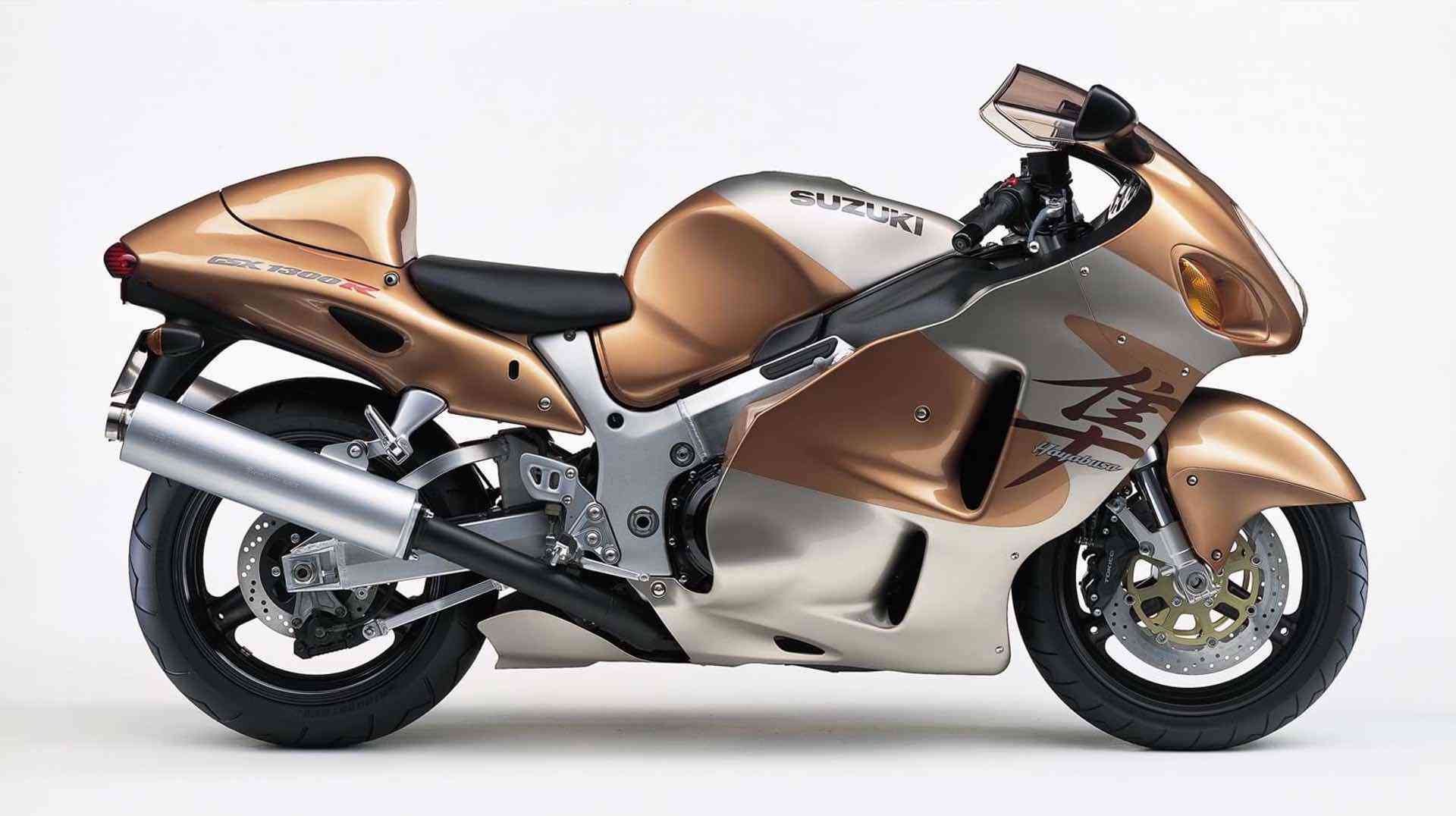 Side profile of 2000 Suzuki Hayabusa