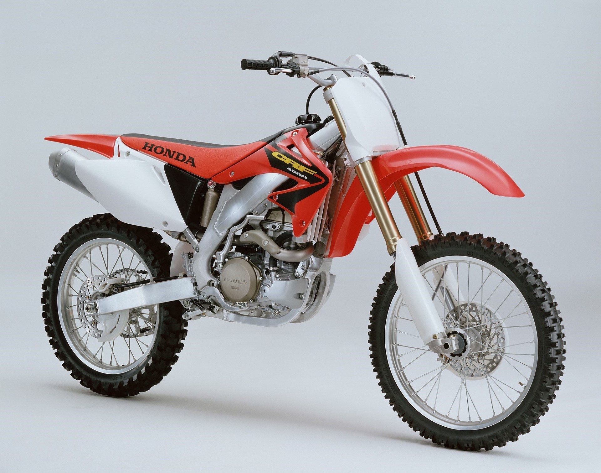 2002 Honda CRF450R in studio