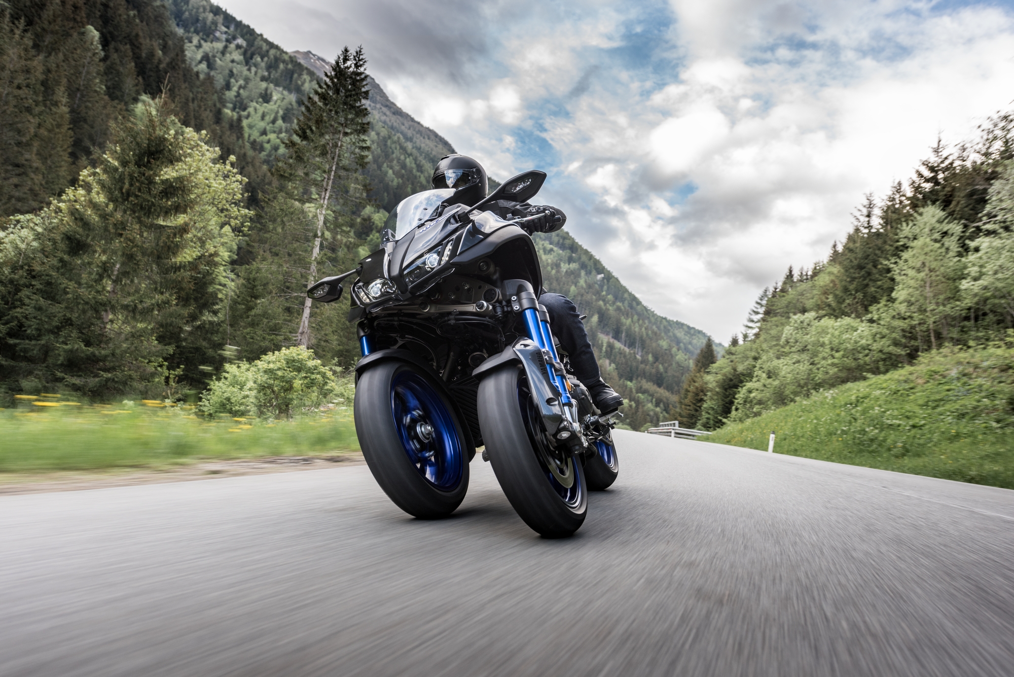 A frontal view of a 2019 Yamaha Niken in the wild