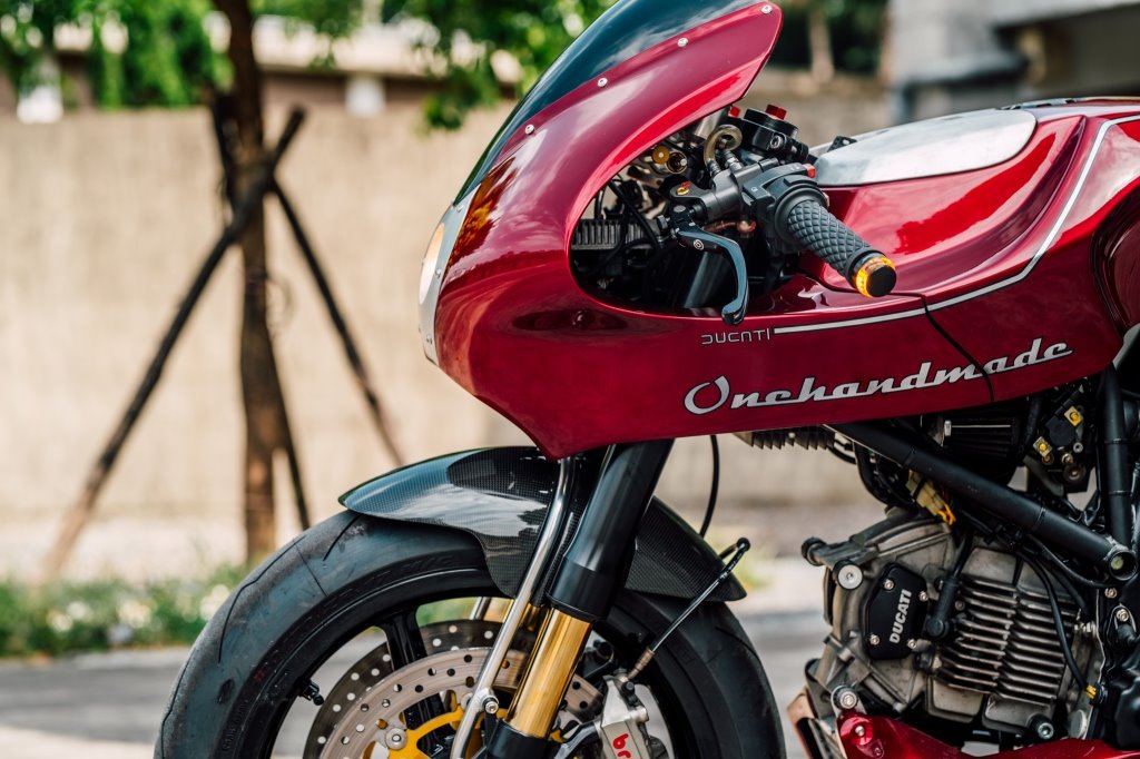 A 1979 Ducati MH900e, modded out by Onehandmade customs; media gleaned from Onehandmade's Facebook page