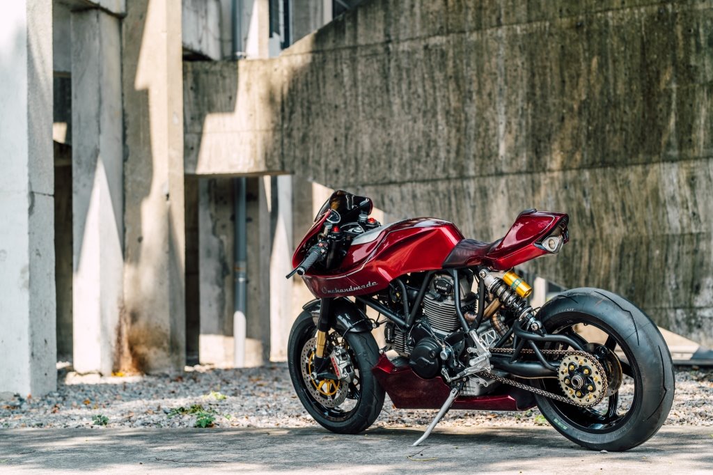 A 1979 Ducati MH900e, modded out by Onehandmade customs; media gleaned from Onehandmade's Facebook page