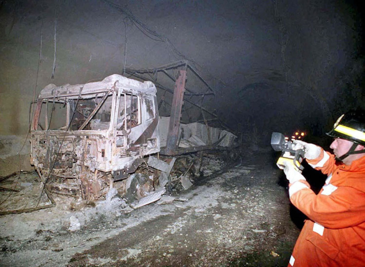 A view of the tragic tunnel fire chaos that happened in the Mont-Blanc tunnel back in 1954