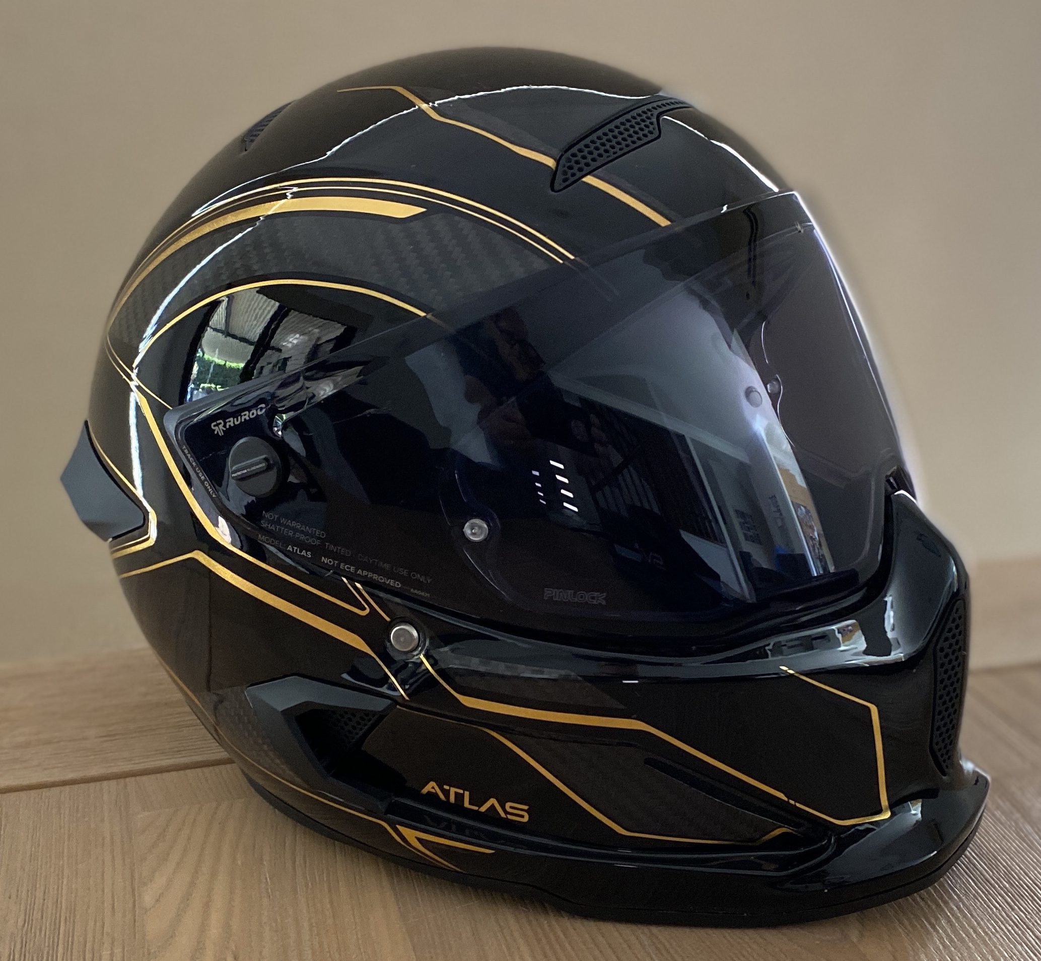 Ruroc Atlas 3 helmet