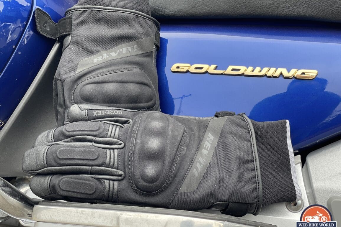 新しいスタイル REV'IT レビット レブイット Quantum 2 Gloves