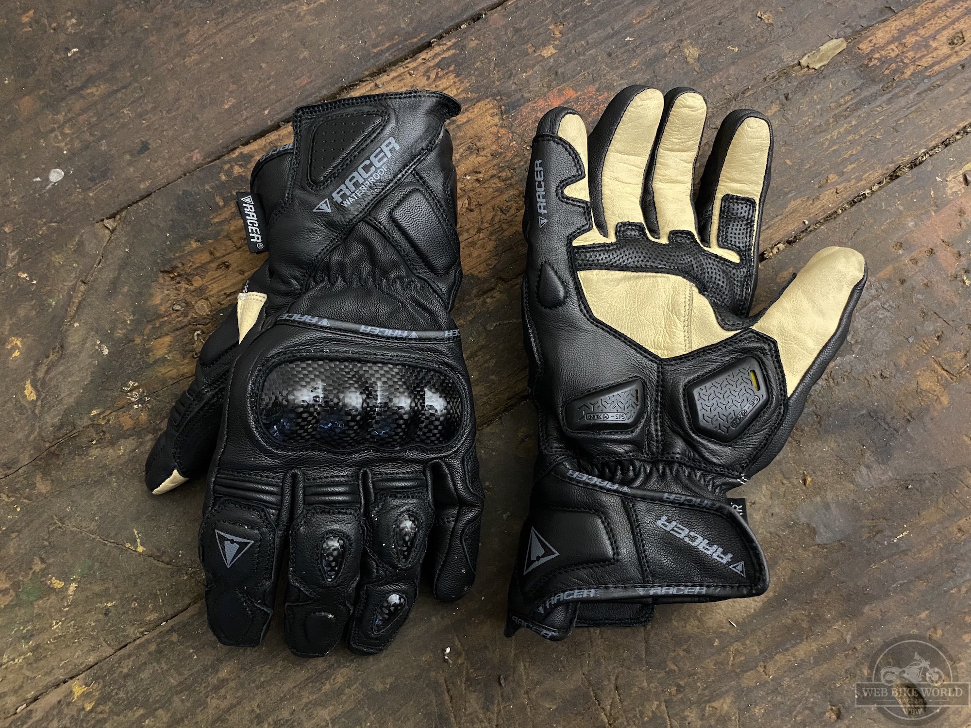 Top and palm view of the MultiTop Short gloves