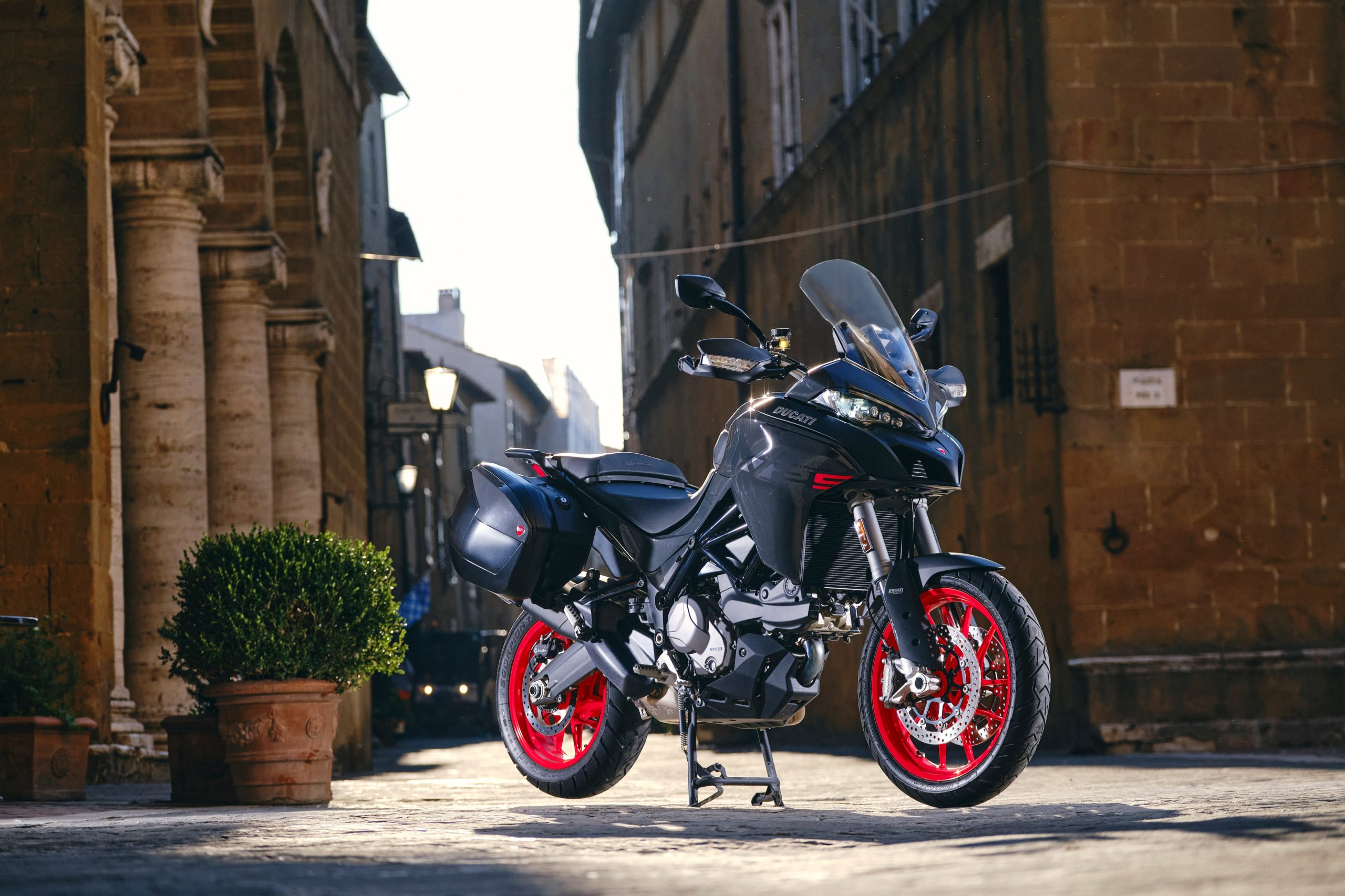 2022 Multistrada V2 S