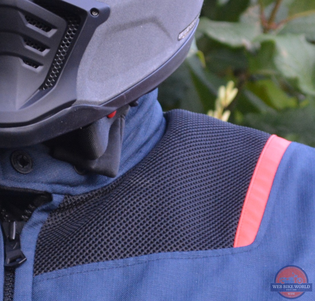 A view of the 'necklace' that allows ventilation on the Rev’It Tornado 3 Mesh Jacket