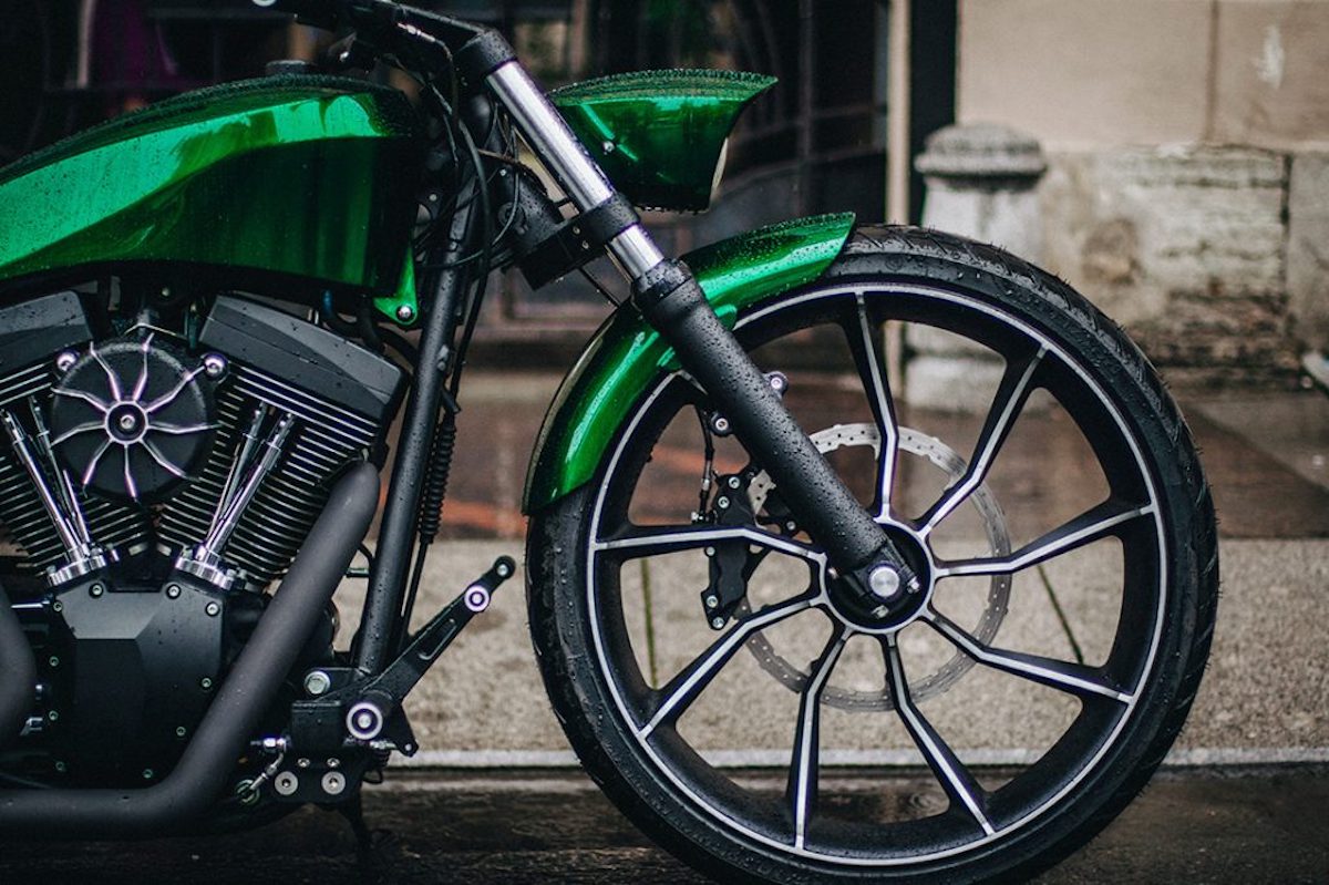 A side/front view of the Harley-Davidson Vinci custom project from Russian custom shop Box39