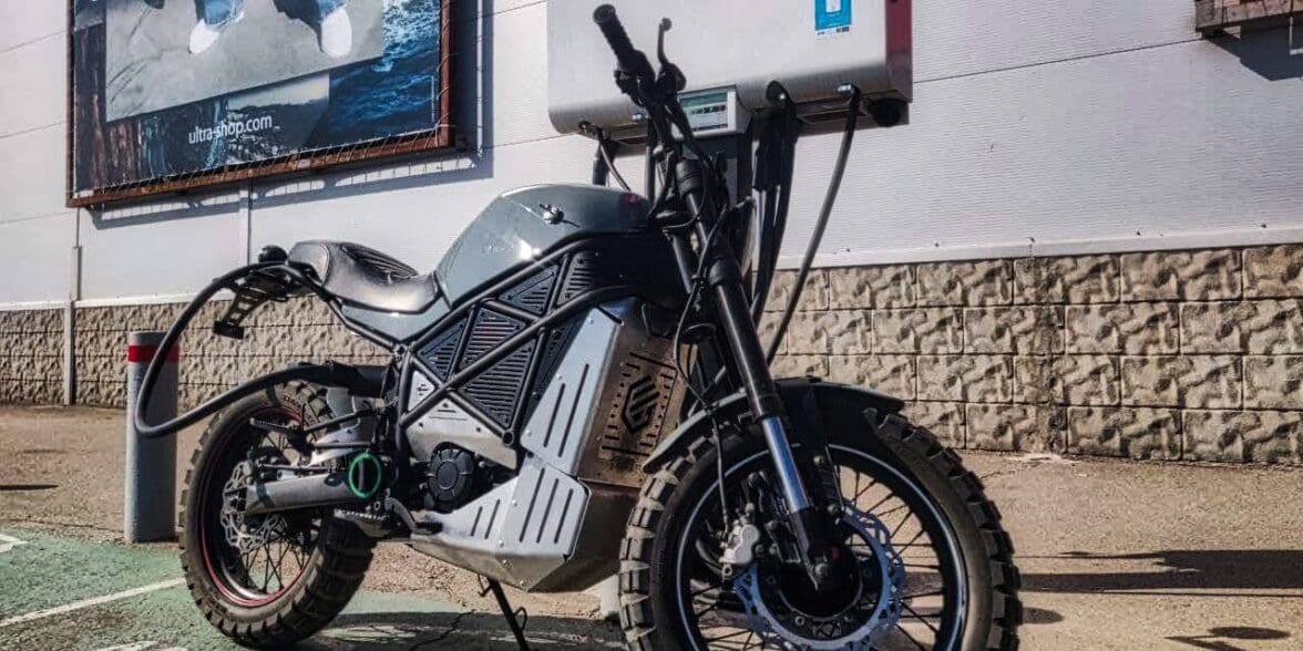 EMGo Launches a $6,000 Motorcycle Compatible With Electric Car Chargers -  webBikeWorld