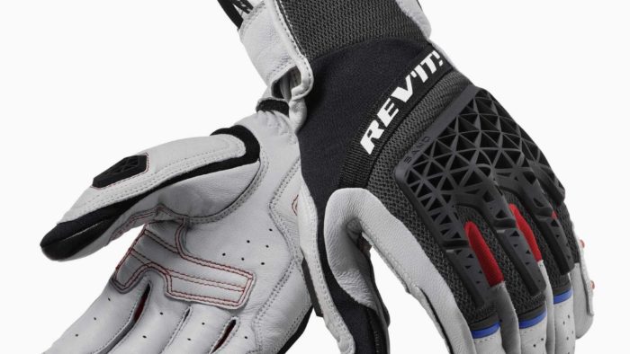 REV'IT Sand 4 Gloves in black and light grey on white background REV'IT Sand 4 Gloves in black and light grey on white background