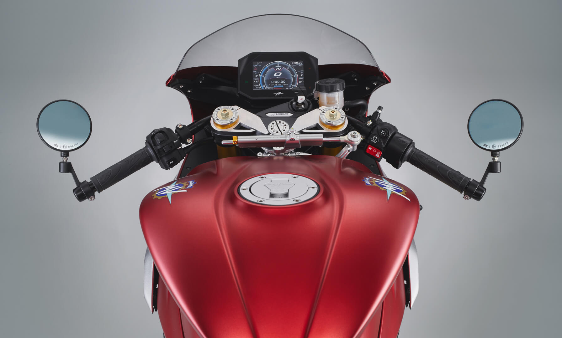 A view of the rideng position on the new Special Edition Superveloce Ago created in commemoration of Giacomo Agostini
