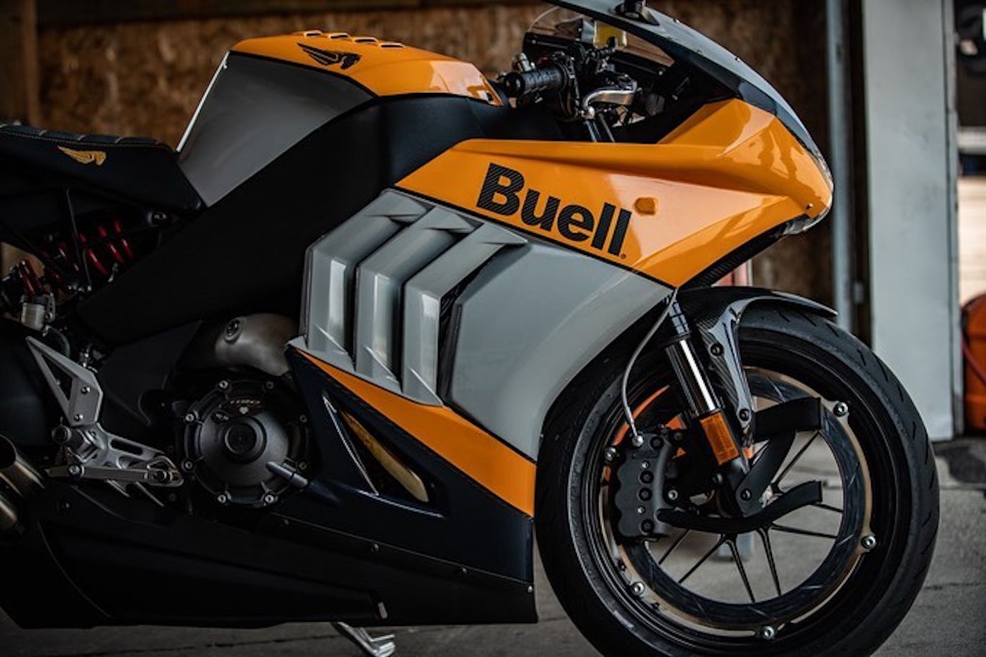 A side view of Bauell's new Hammerhead supersport motorcycle, available today with the Buellvana® Reservation System