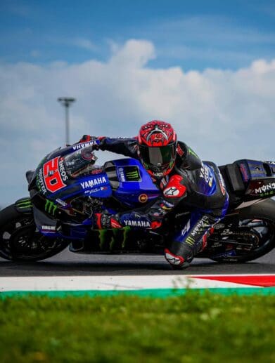 A view of Fabio Quatararo riding his bike at a MotoGP event