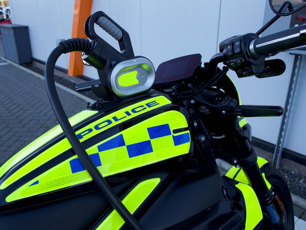 policemen using the LiveWire One electric motorcycle as the force bike of choice for the COP26 of 2021