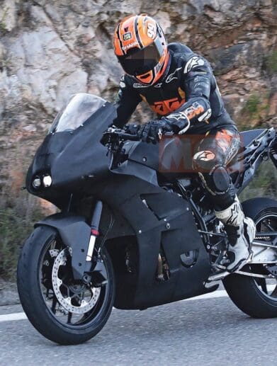A spy shot of a recent prototype taken out for some air: Media courtesy of MCN.