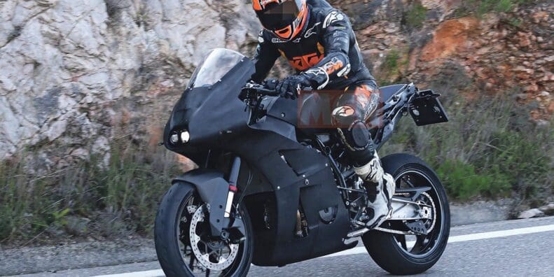 A spy shot of a recent prototype taken out for some air: Media courtesy of MCN.