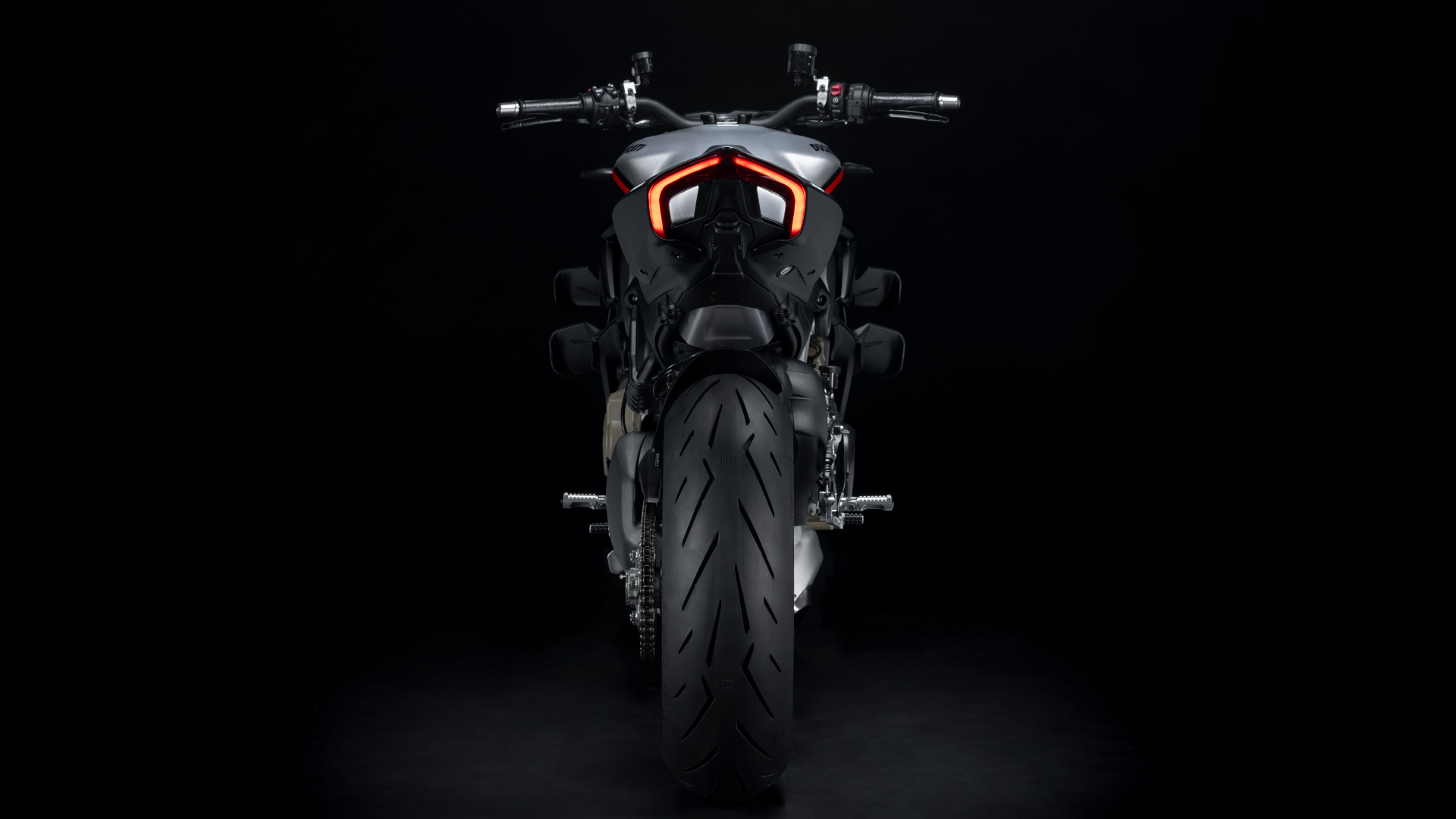 Ducati's all new variant of the Streetfighter V4: The V4 SP