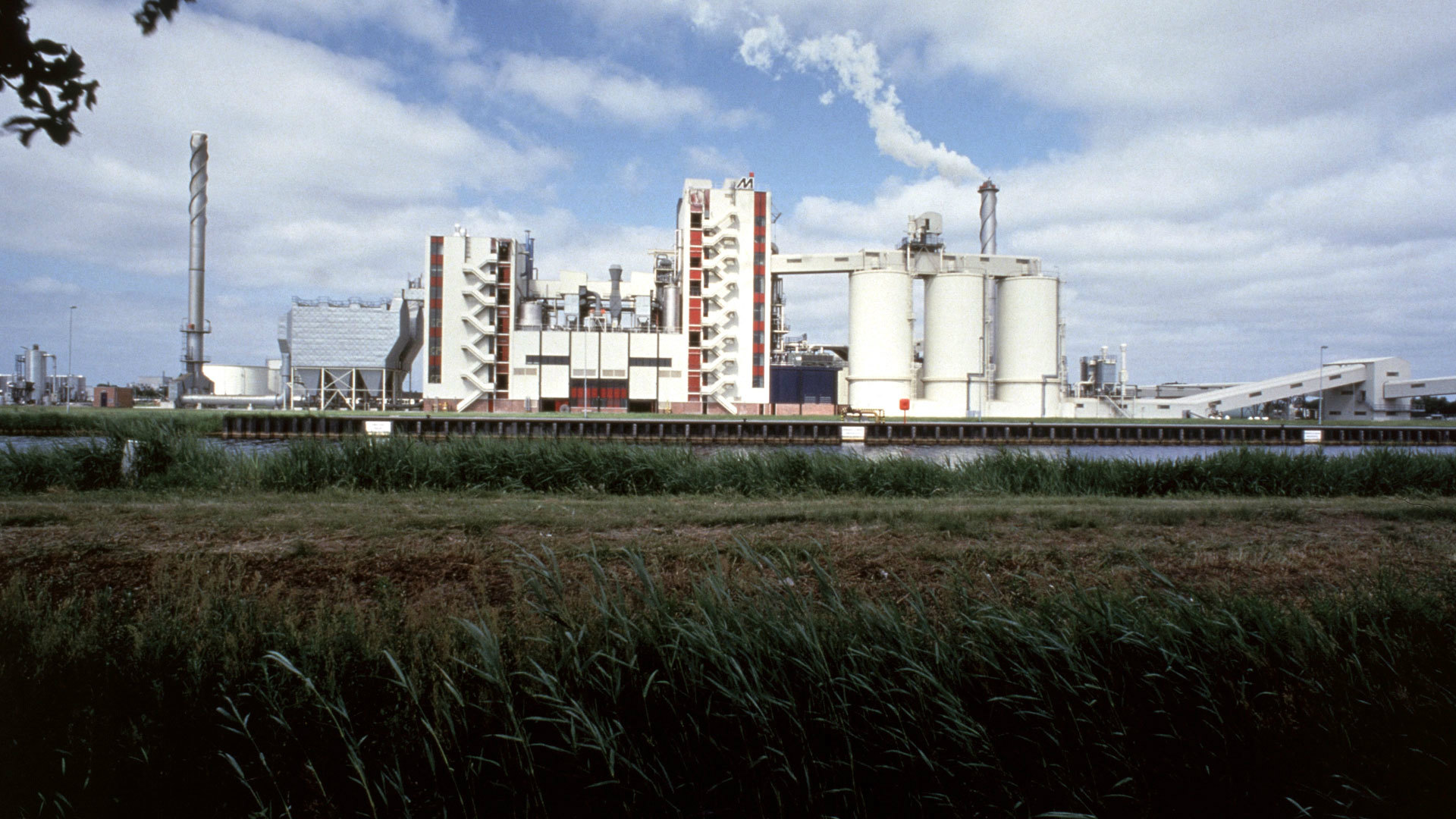 The Billiton Magnesium plant