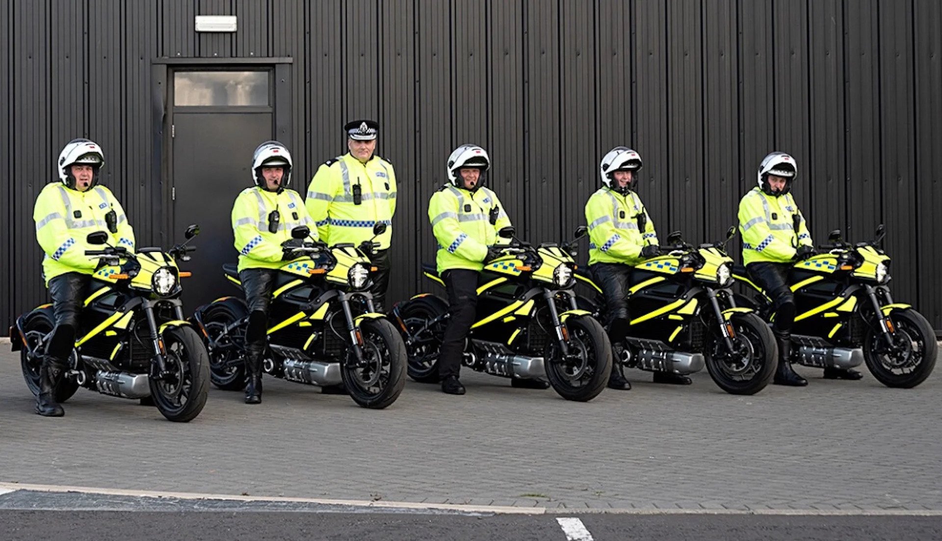 a view of policemen using the LiveWire One electric motorcycle as the force bike of choice for the COP26 of 2021