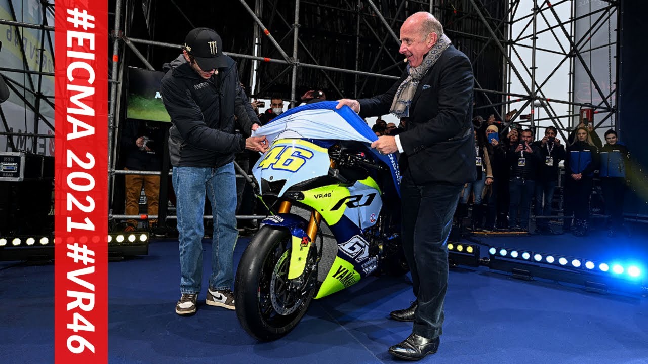 Valentino Rossi checking out the new limited edition tribute bike from Yamaha in commemoration of his 26-year career