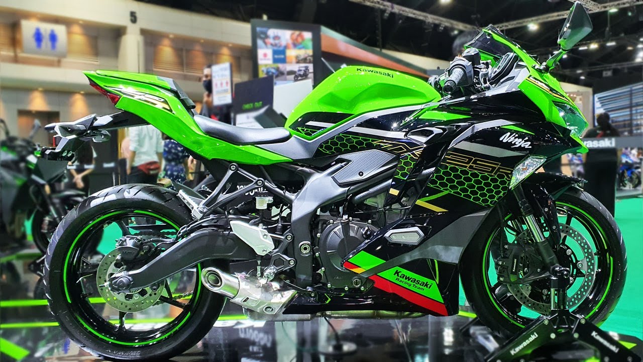 A side view of a Kawasaki Ninja ZX-25R