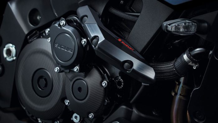 Suzuki Katana 2022: close-up of engine Suzuki Katana 2022: close-up of engine